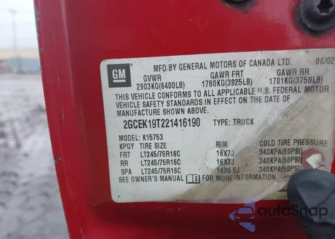 2002 Chevrolet Silverado 1500 Ls z USA, uszkodzony, nr VIN 2GCEK19T221416190